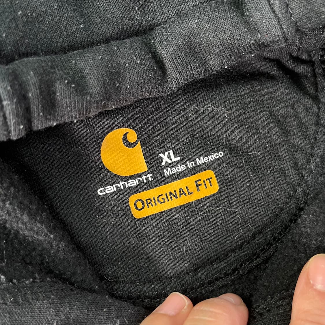 110 칼하트 WIP 사이드라인 후드티 상품이미지2