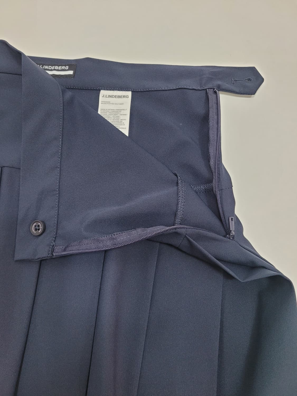 J.LINDEBERG 제이린드버그 플리츠 스커트 / 여 M 네이비
 상품이미지6
