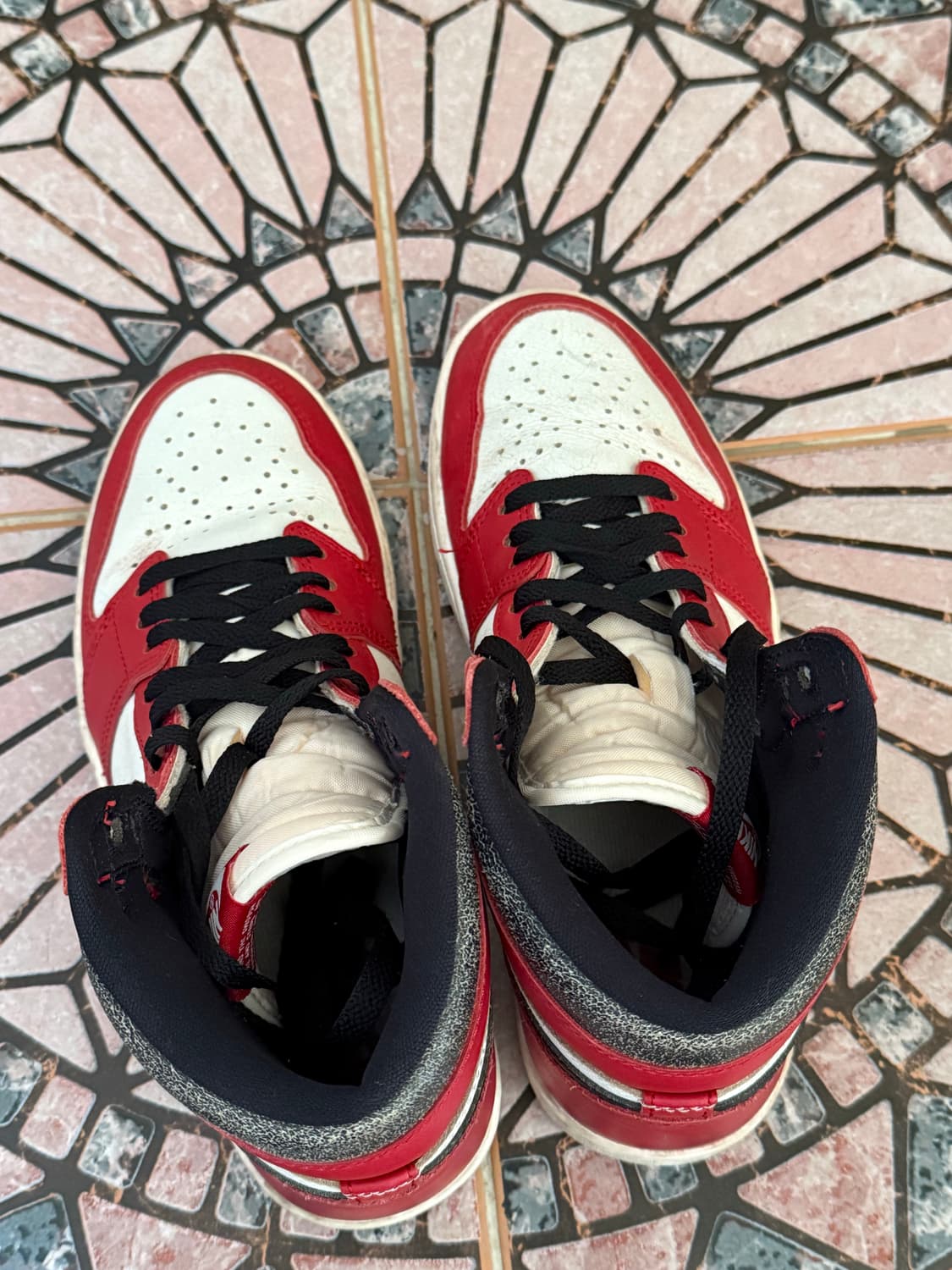 나이키 조던 1 레트로 하이 og 시카고 2022 상품이미지2