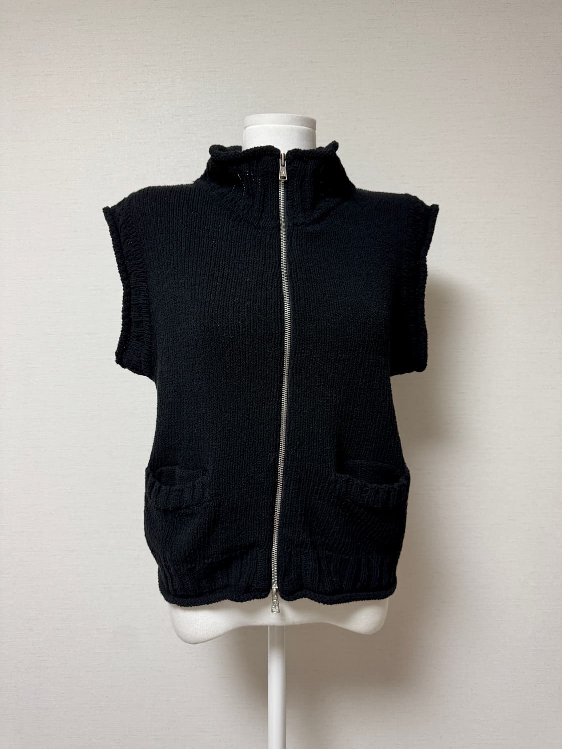 마뗑킴) 로고 니트 베스트 조끼 상품이미지2