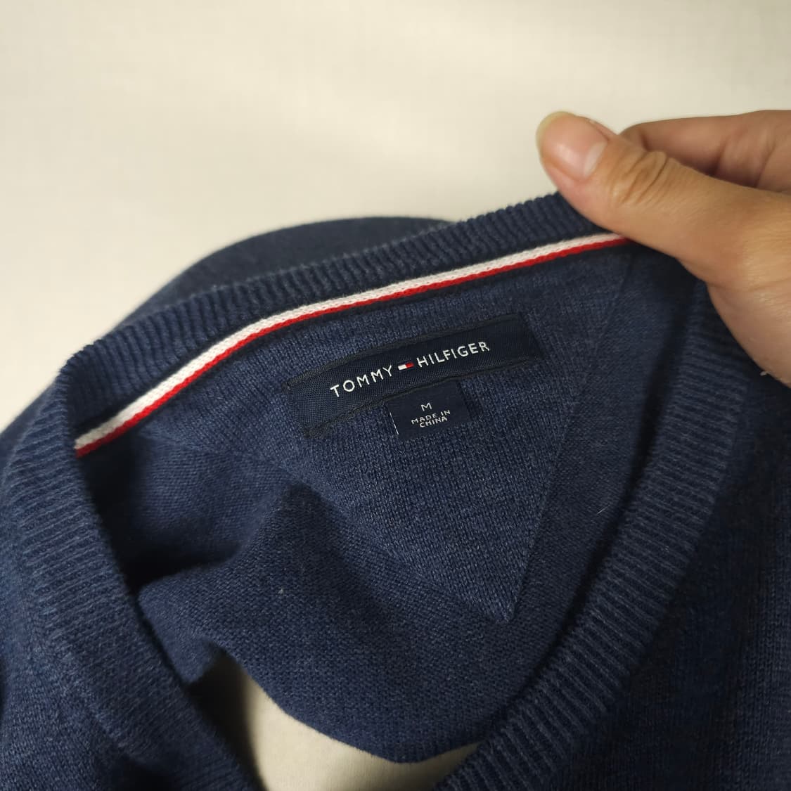 타미힐피거 라운드니트티 남자95사이즈  상품이미지3