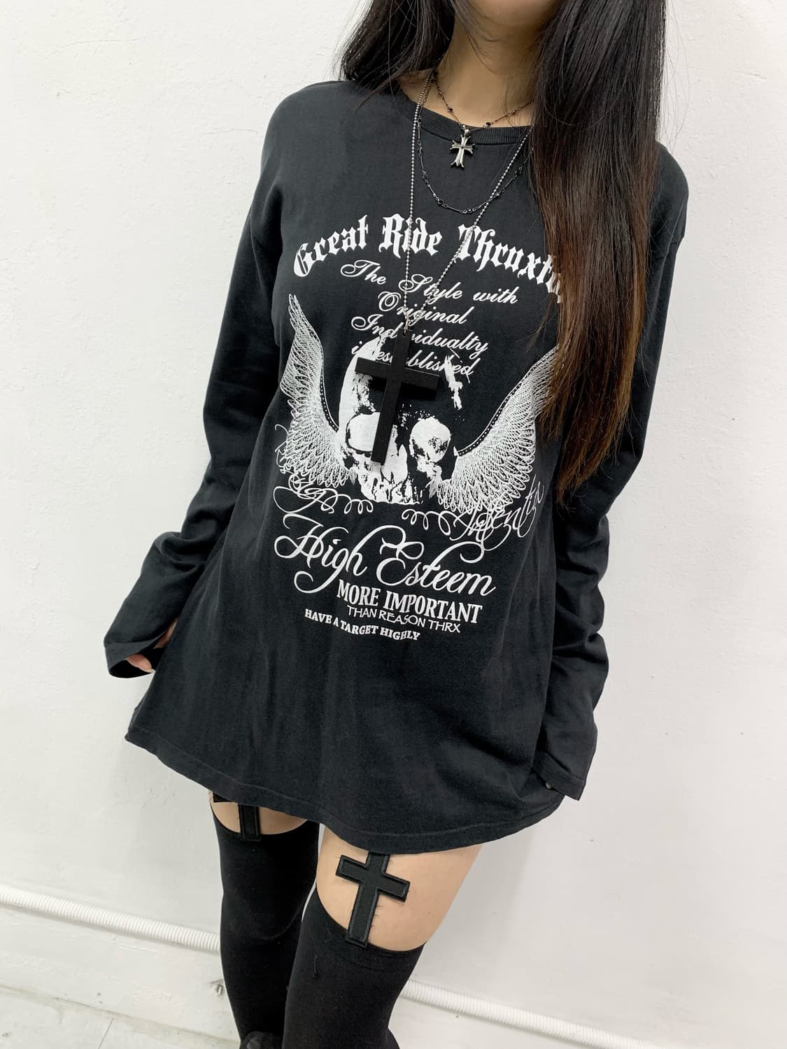 [THRUXTON] 펑크 스컬 날개 레터링 롱슬리브 상품이미지3