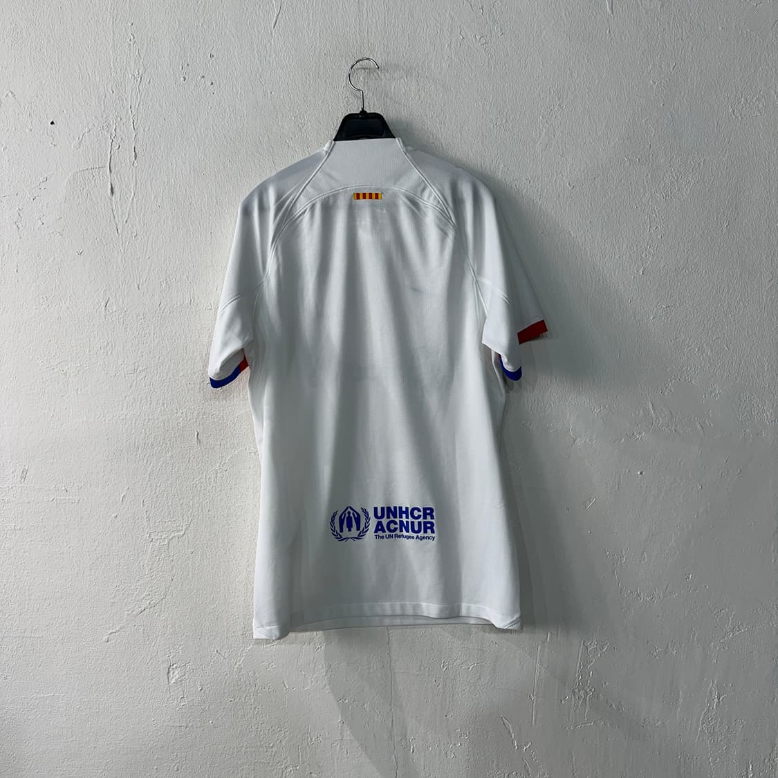 나이키 바르셀로나23-24 어웨이 유니폼 95 상품이미지4