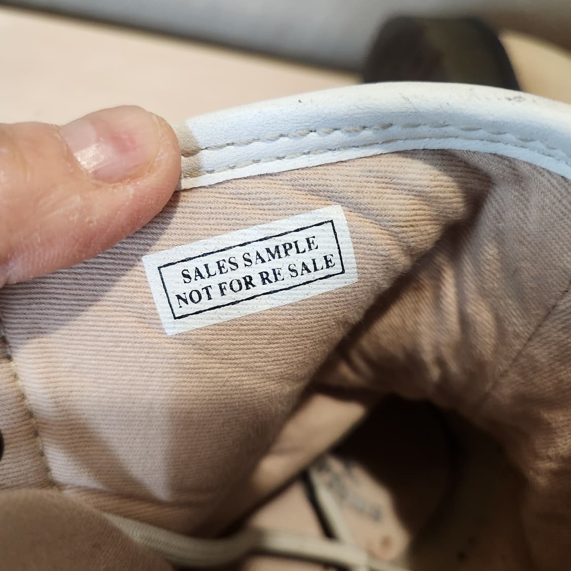 Dr.Martens 샘플 8홀 / 유니섹스 감성 부츠✨
265~270 상품이미지10