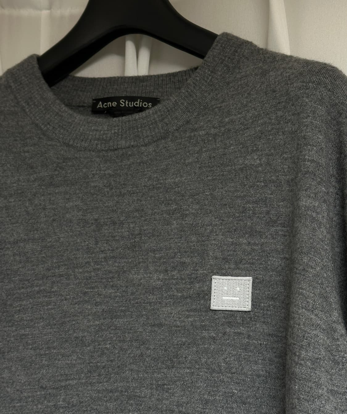 아크네스튜디오 페이스 로고 니트 그레이 M(100-105) 상품이미지3