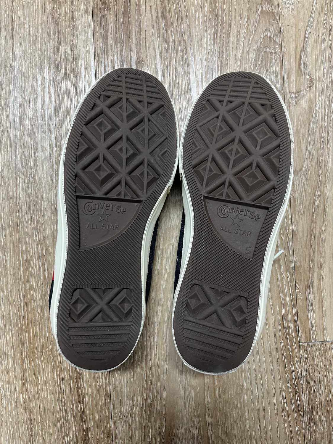 꼼데가르송 x 컨버스 척 70 로우 240 상품이미지4