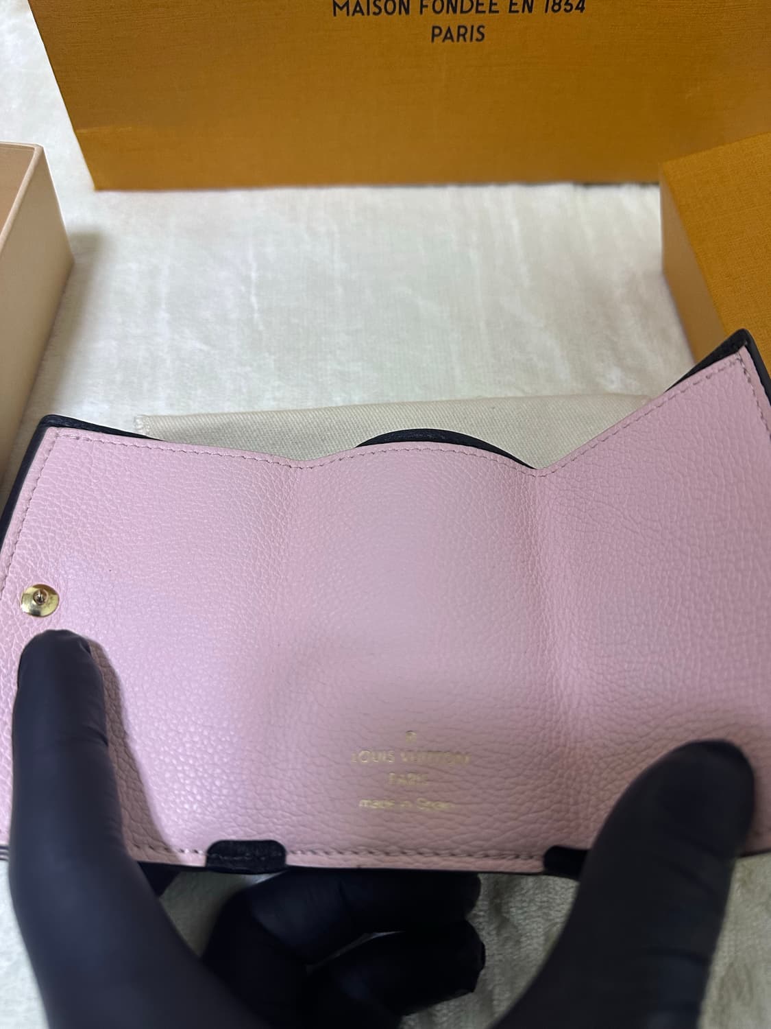 루이비통 락미니 크렘 로즈 반지갑 상품이미지2