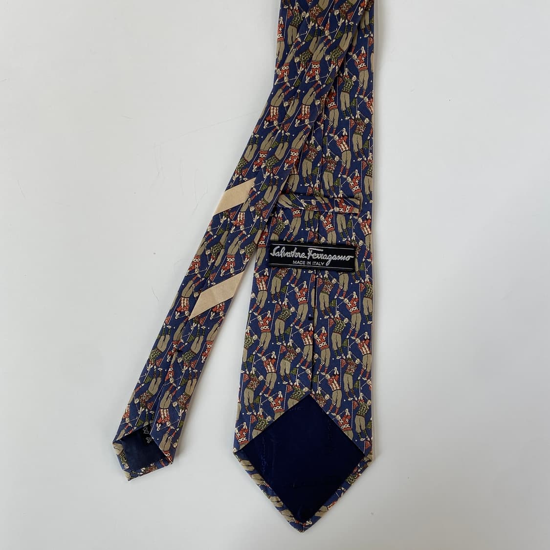 페레가모(Ferragamo) 명품 정품 넥타이 상품이미지3