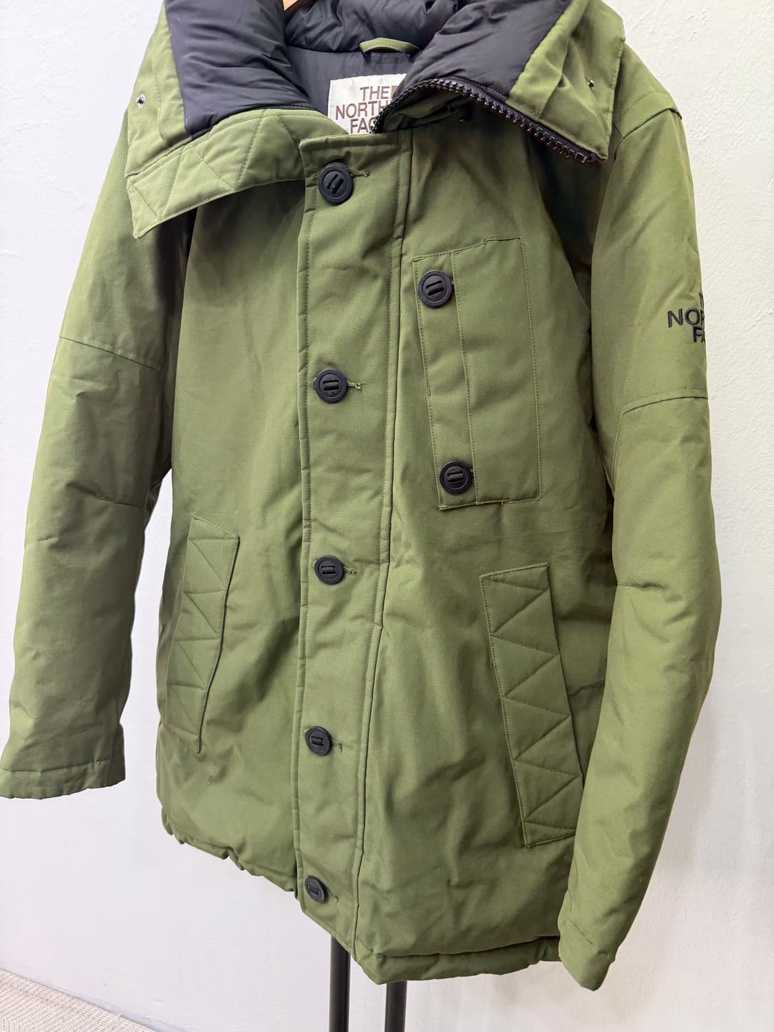 정품) 노스페이스 여성 화이트라벨  패딩 자켓 XS 상품이미지3