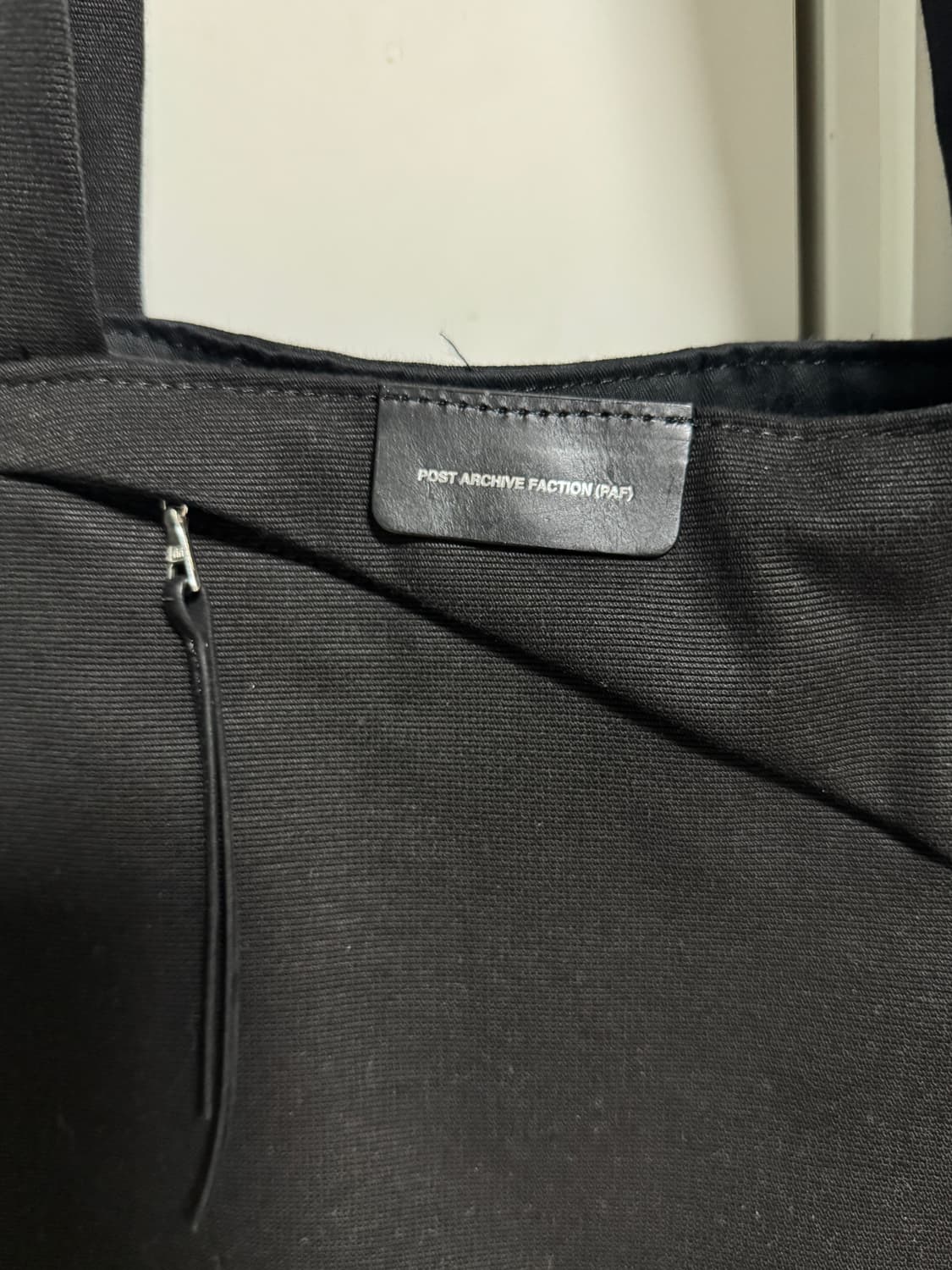 포스트 아카이브 팩션 쇼퍼백 상품이미지4