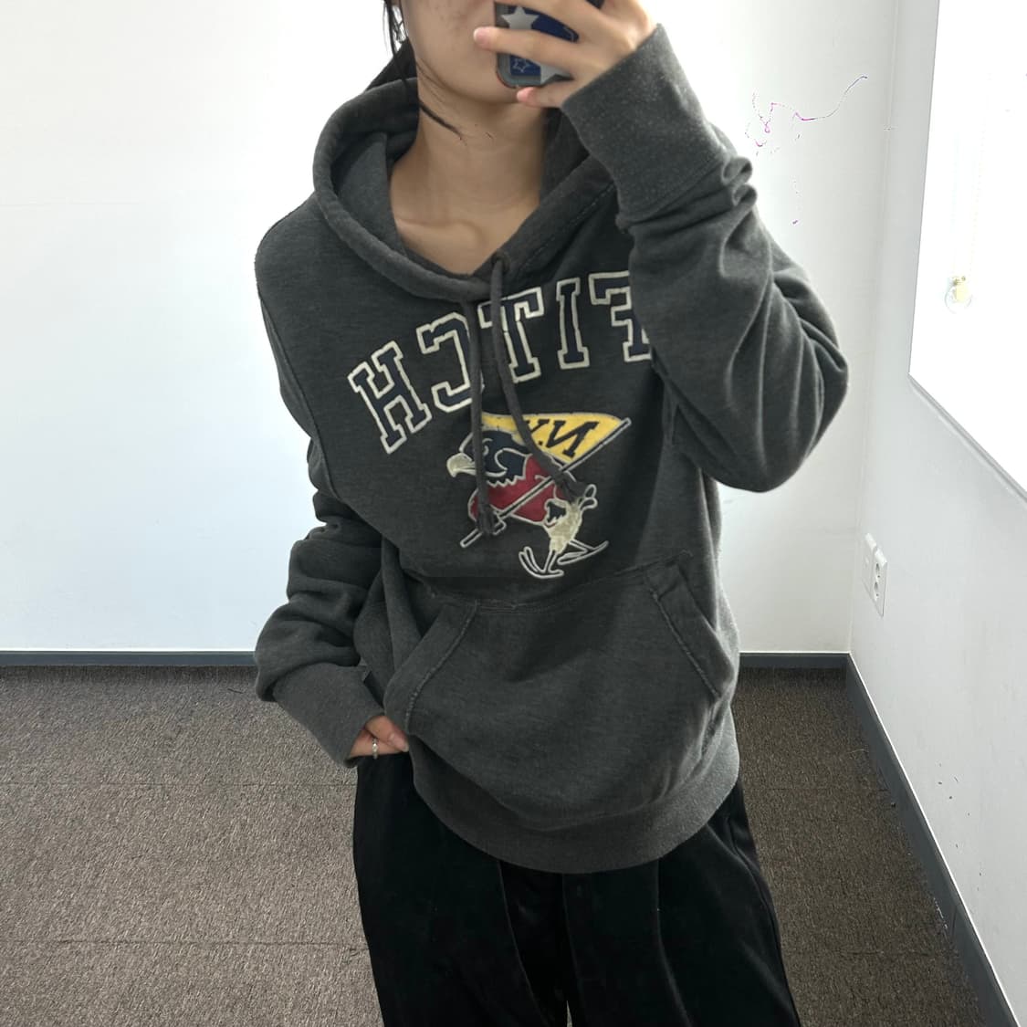 Abercrombie 아베크롬비 Fitch 로고 차콜 후드티 상품이미지1