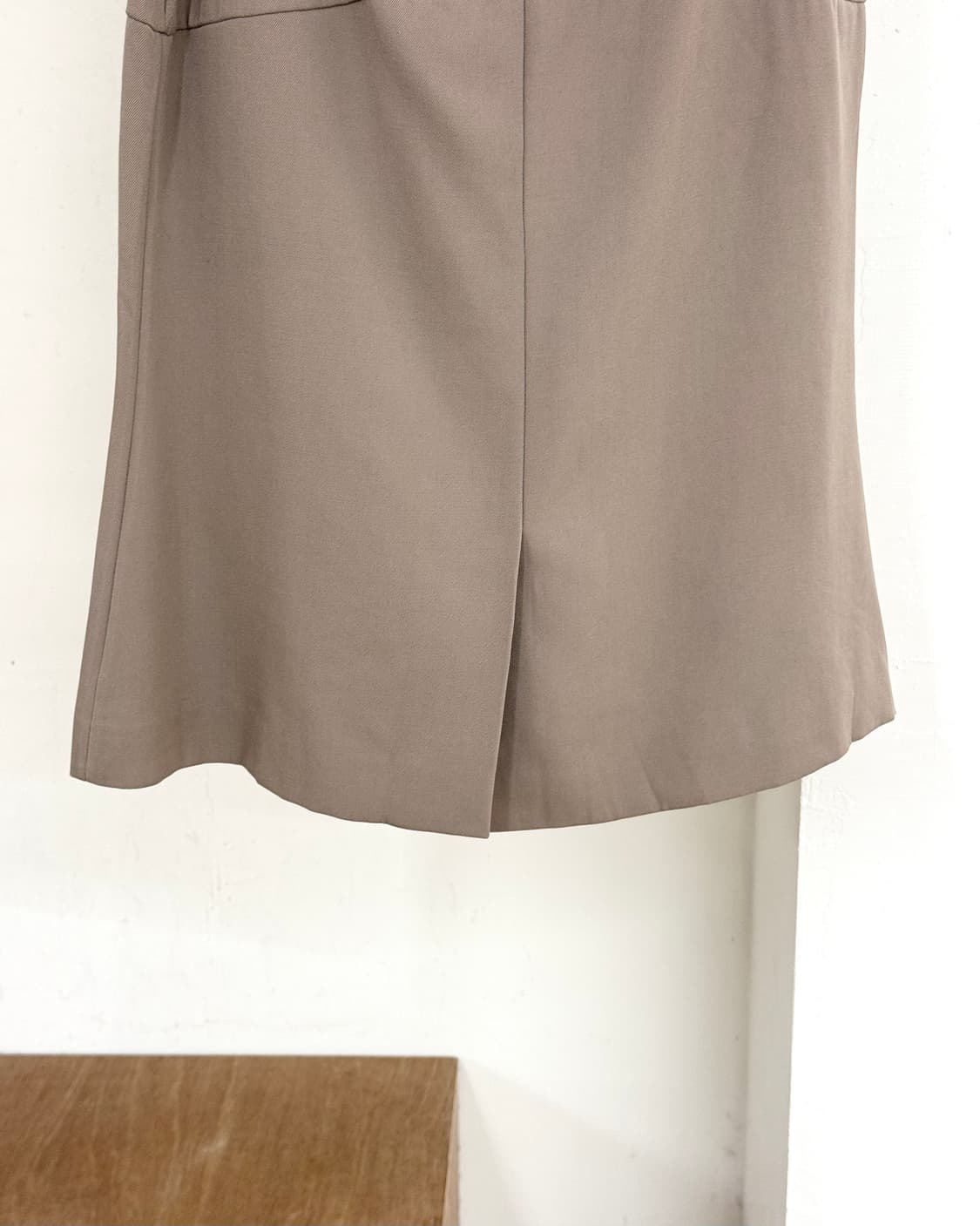 프라다 토프 센트럴 플리트 미디스커트 상품이미지6