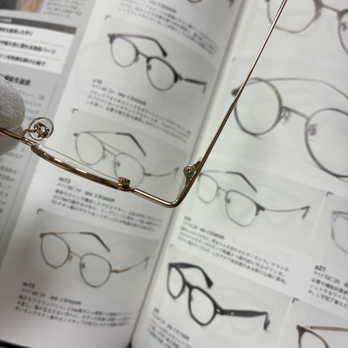 l.a. EYEWORKS 엘에이 아이웍스 골드 티타늄 원형 안경 상품이미지4