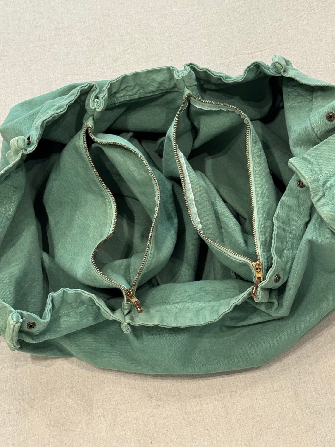 캐피탈 헤비 캔버스 멀티 스페이스 토트백 상품이미지5