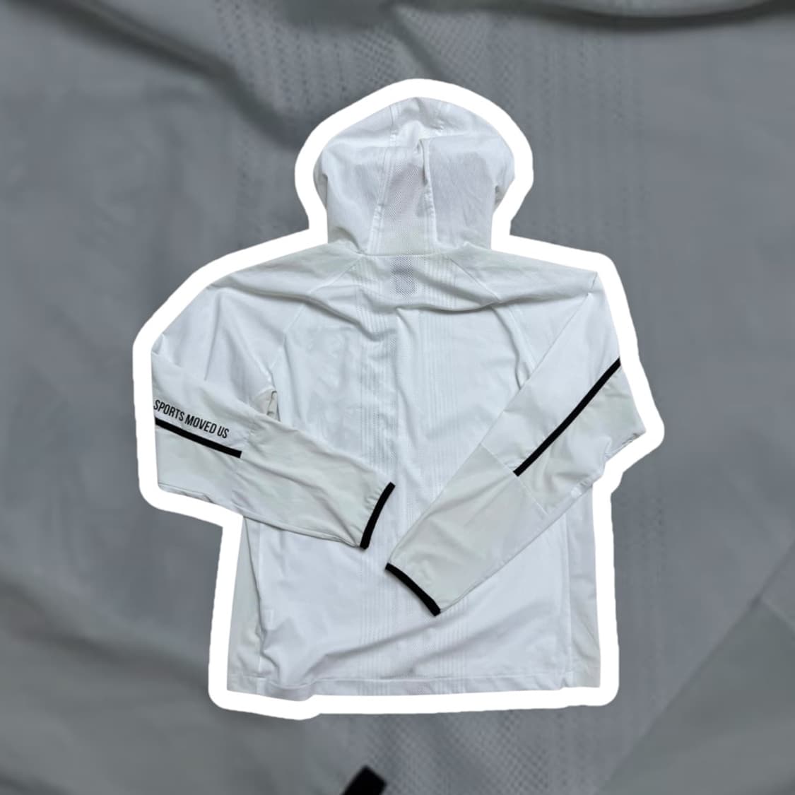 데상트 바람막이 상품이미지3