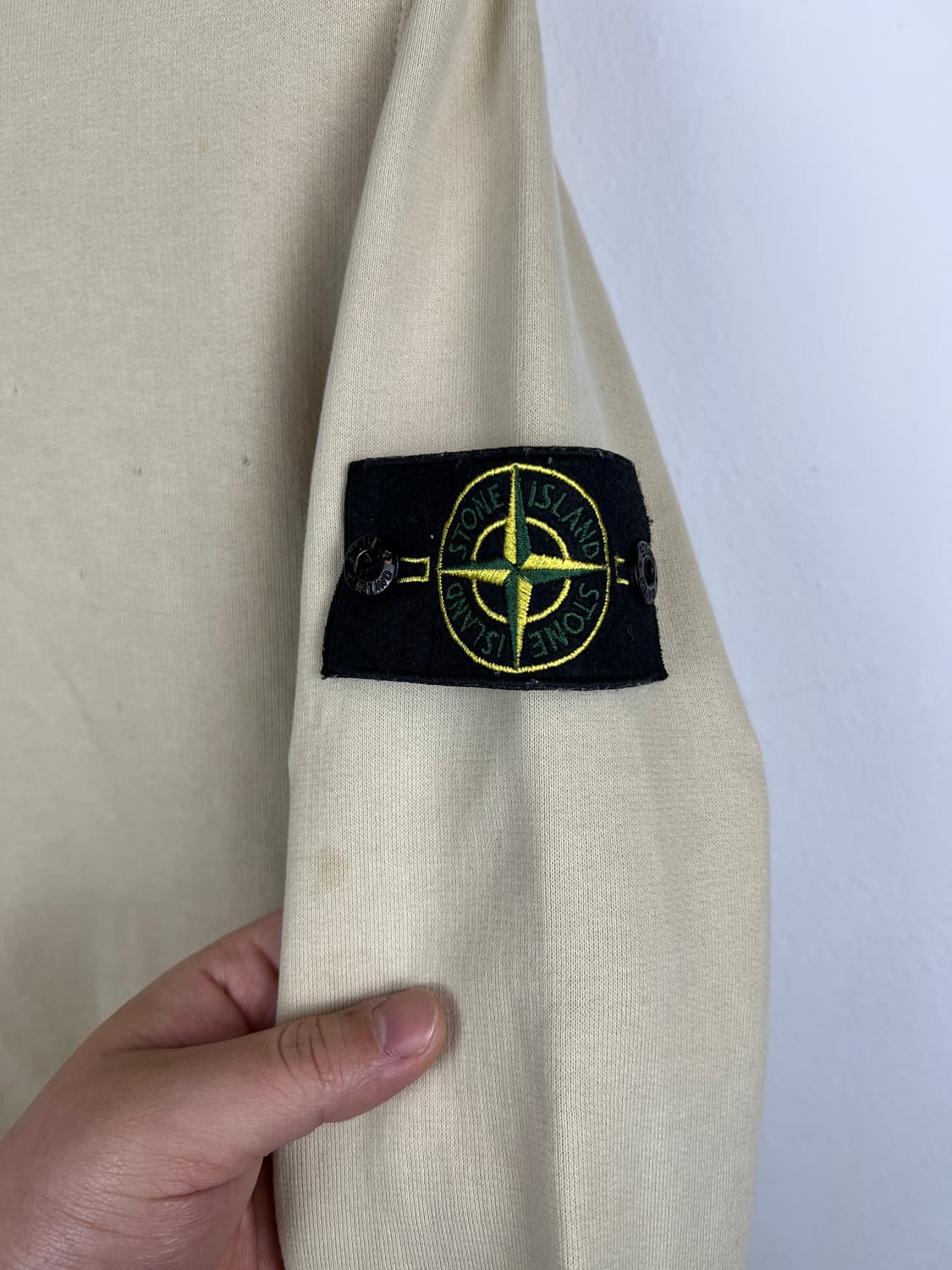 스톤아일랜드 베이지 맨투맨 S 상품이미지4