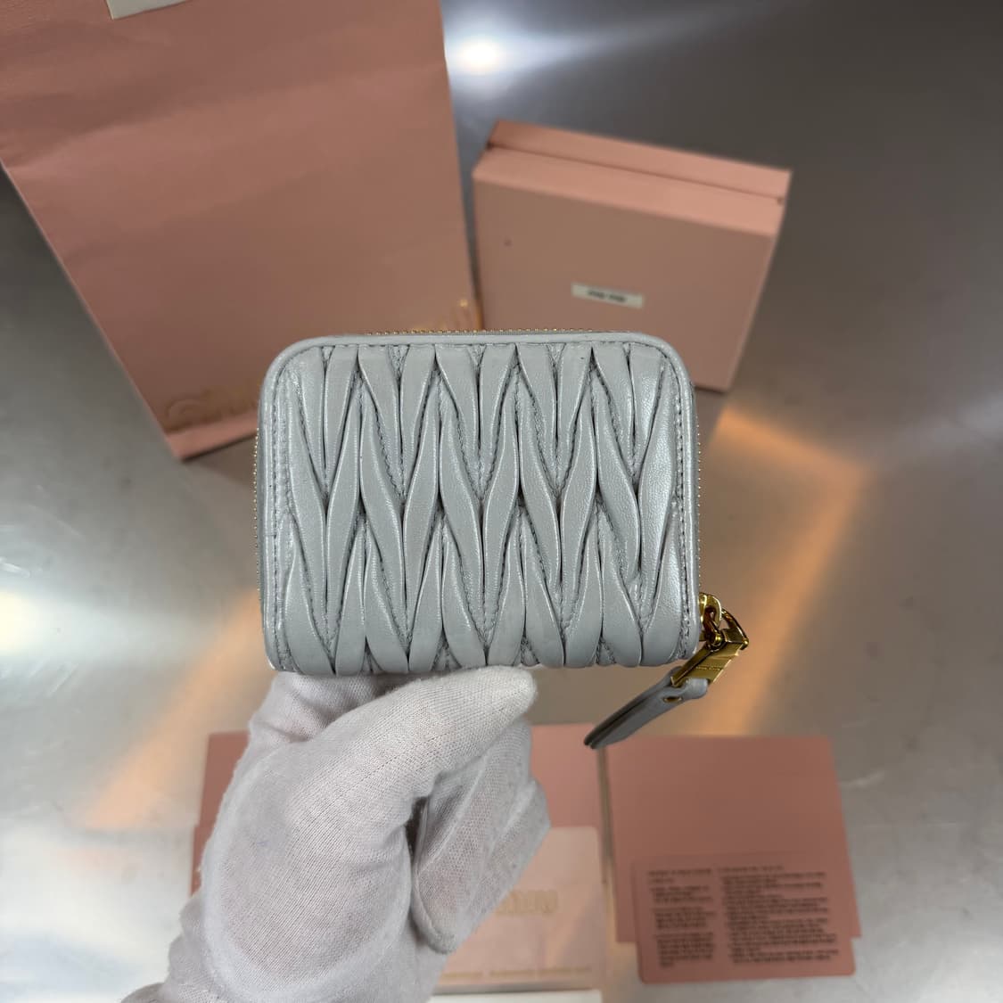 [정품] 미우미우 마테라쎄 금장 나파 지퍼 코인 카드지갑 상품이미지3