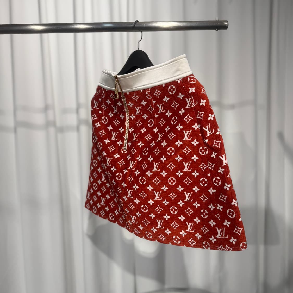 [정품] 루이비통 모노그램 스커트 1AAA14 34사이즈 상품이미지4