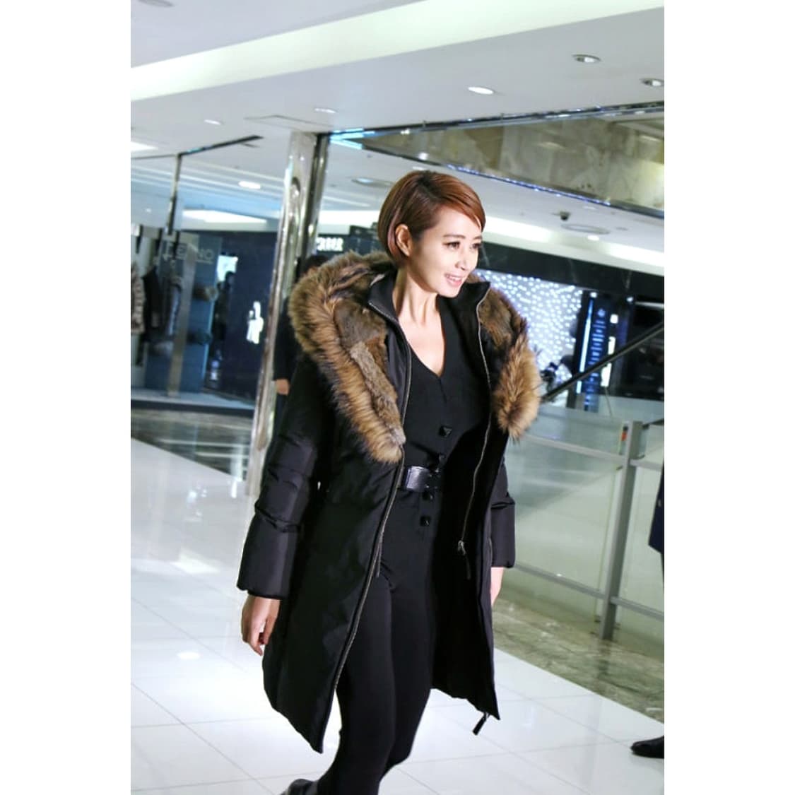 맥케이지 라쿤 래빗 퍼 다운 코트 상품이미지2