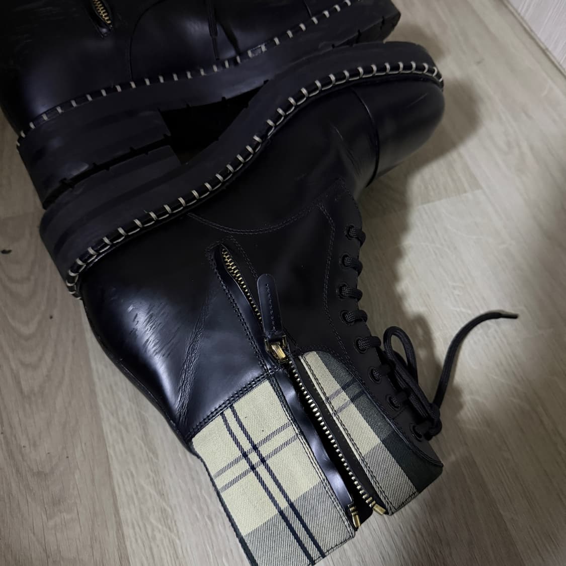 끌로애x 바버 앵클 부츠 블랙 37 (235-240) 상품이미지6