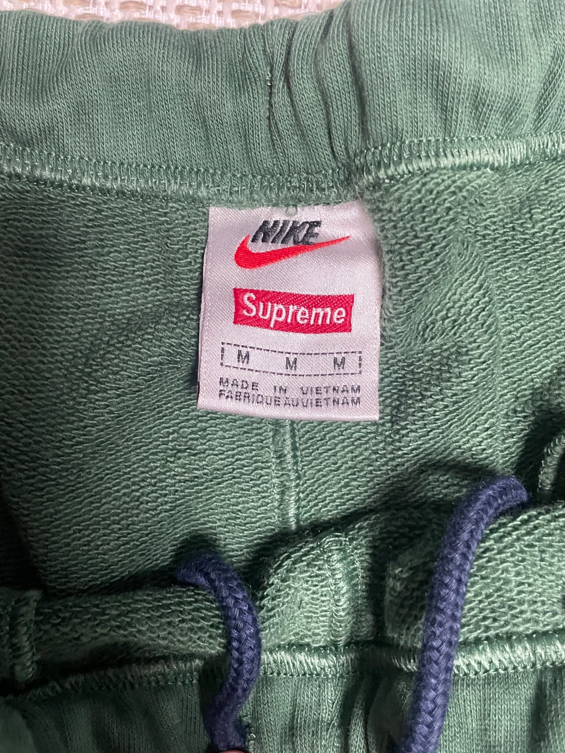 슈프림 x 나이키 콜라보 스웻팬츠 (19SS) 상품이미지4