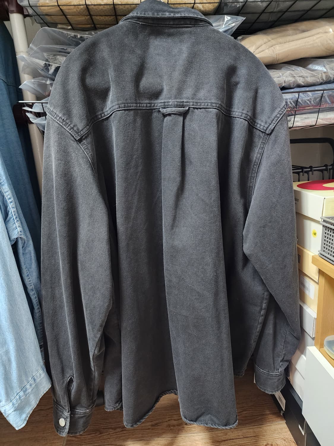 [XL] 칼하트 WIP 하비 셔츠 자켓 블랙 다크 유즈드 워시 상품이미지3