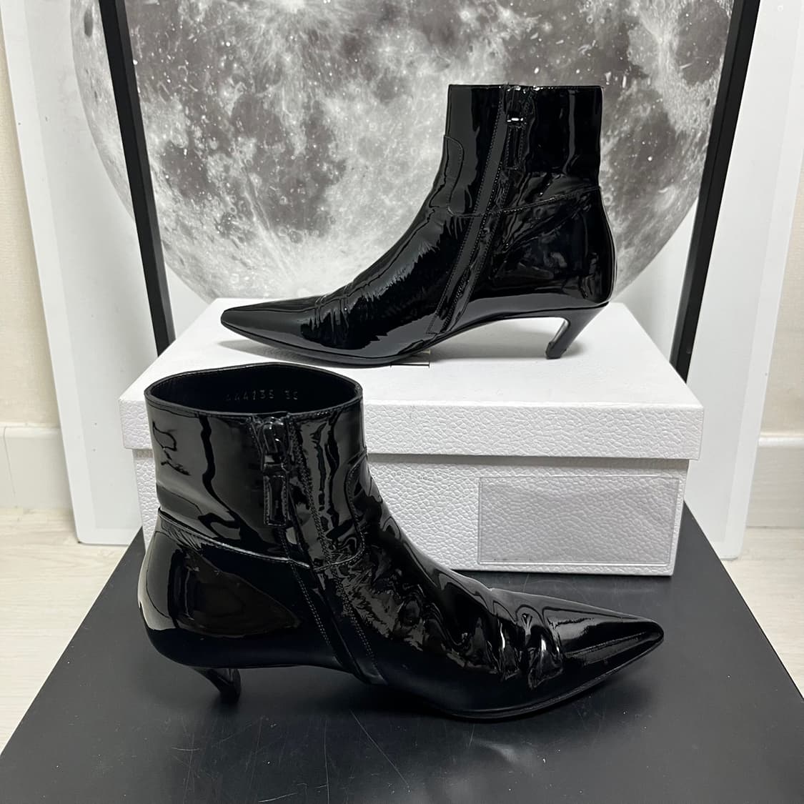 정품 35) 발렌시아가 블랙 페이턴트 슬래시 힐 부츠 225~230 상품이미지2