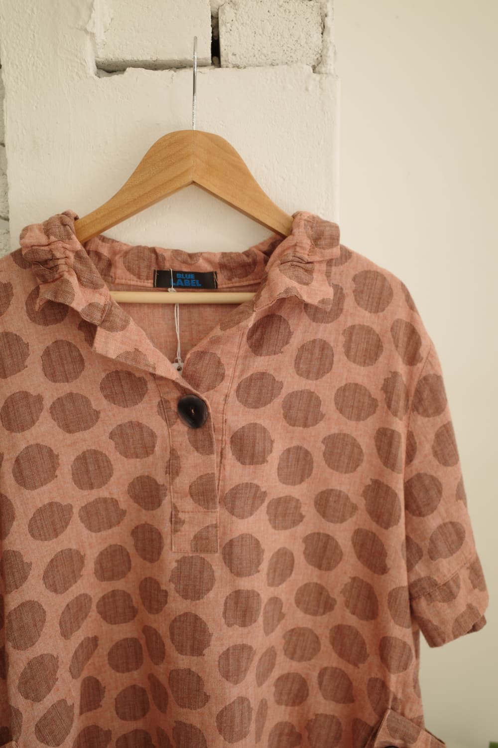 도트 단추 블라우스 상품이미지7