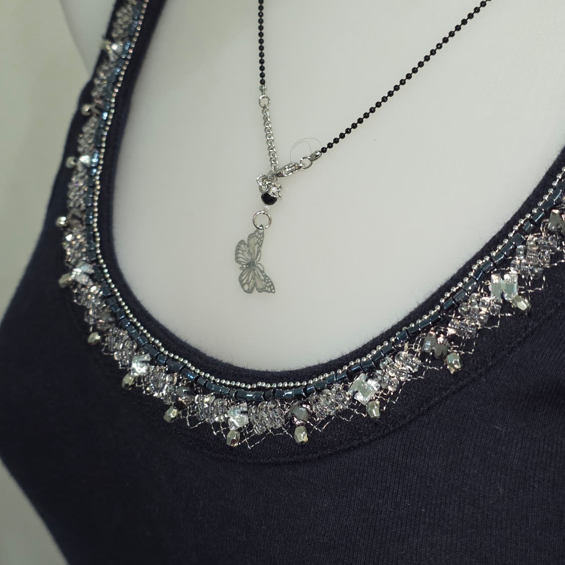 일본빈티지)네이비 오네갸루st 비즈장식 모리걸 y2k 슬리브리스민소매탑 상품이미지2