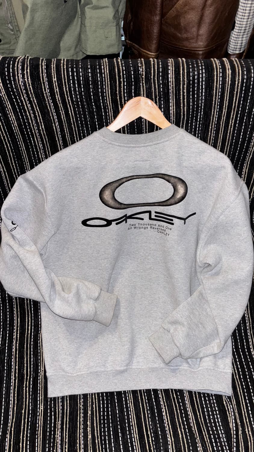 오클리 맨투맨  상품이미지5