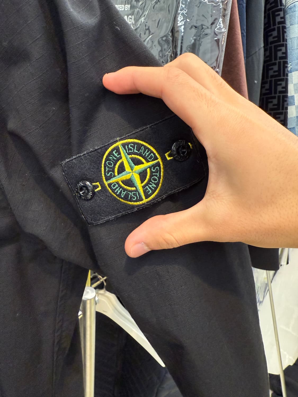 24ss 스톤아일랜드 가먼트 다이드 오버셔츠 L  상품이미지2