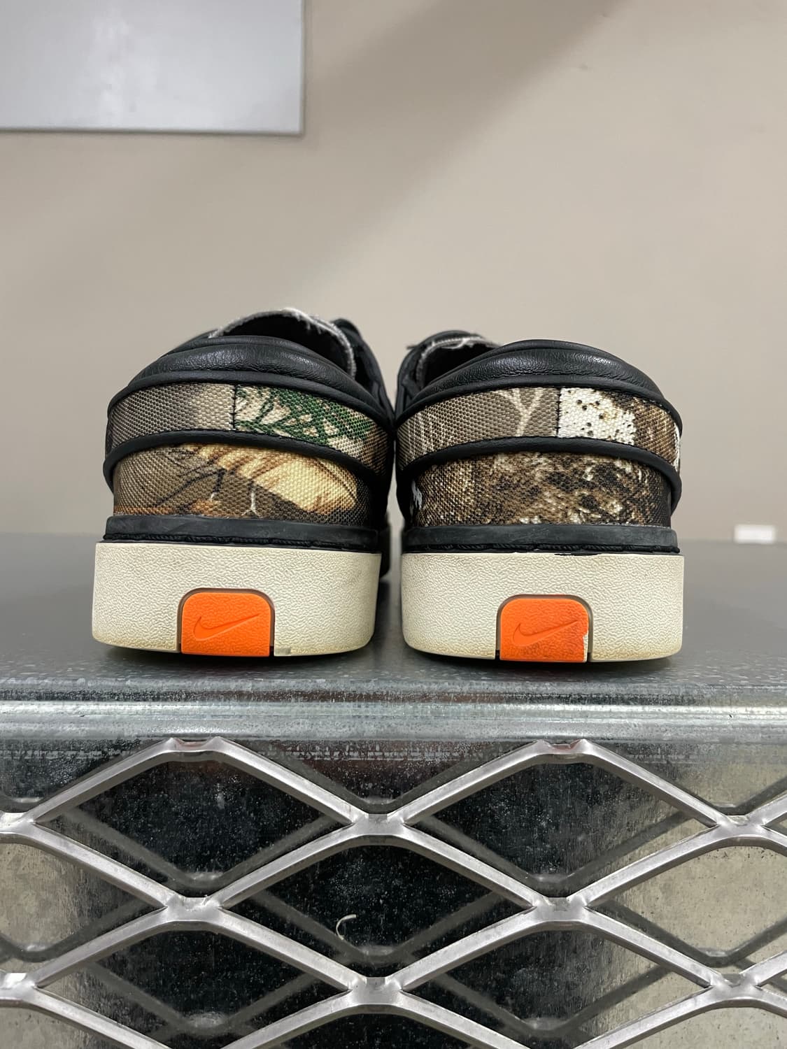 나이키 리얼트리 X 자노스키 골프 265 상품이미지3