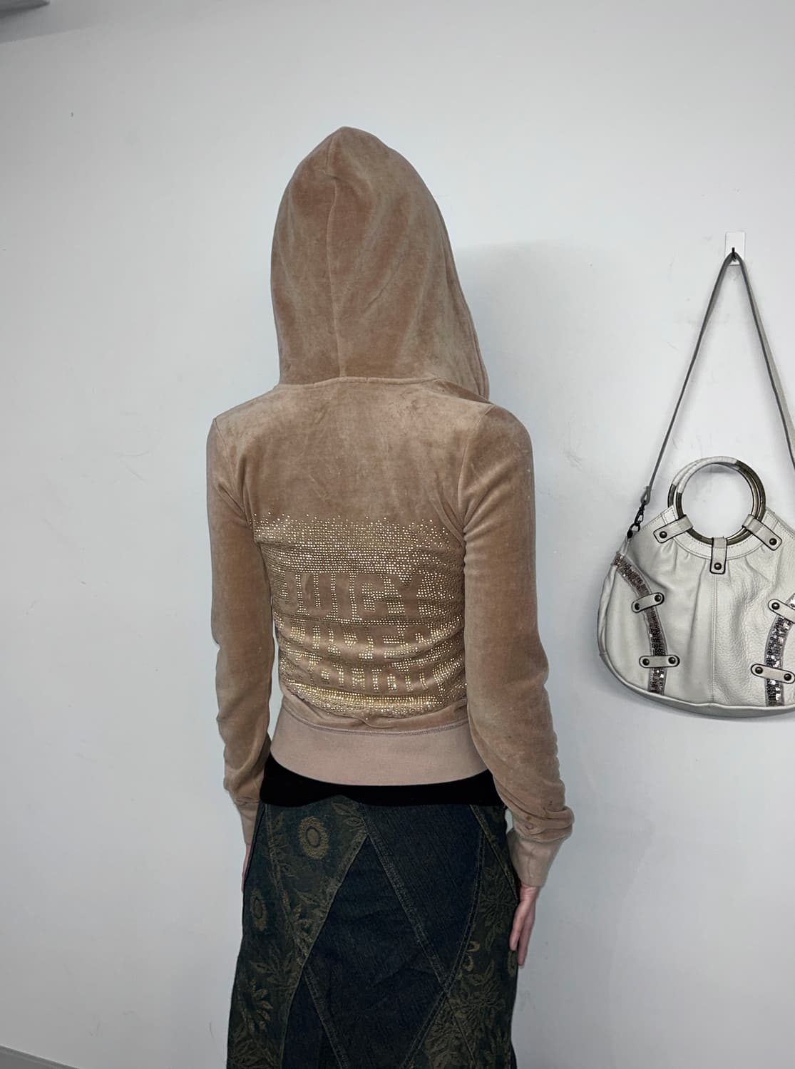 쥬시 꾸뛰르 러브 하와이 벨루어 후드 집업 상품이미지4