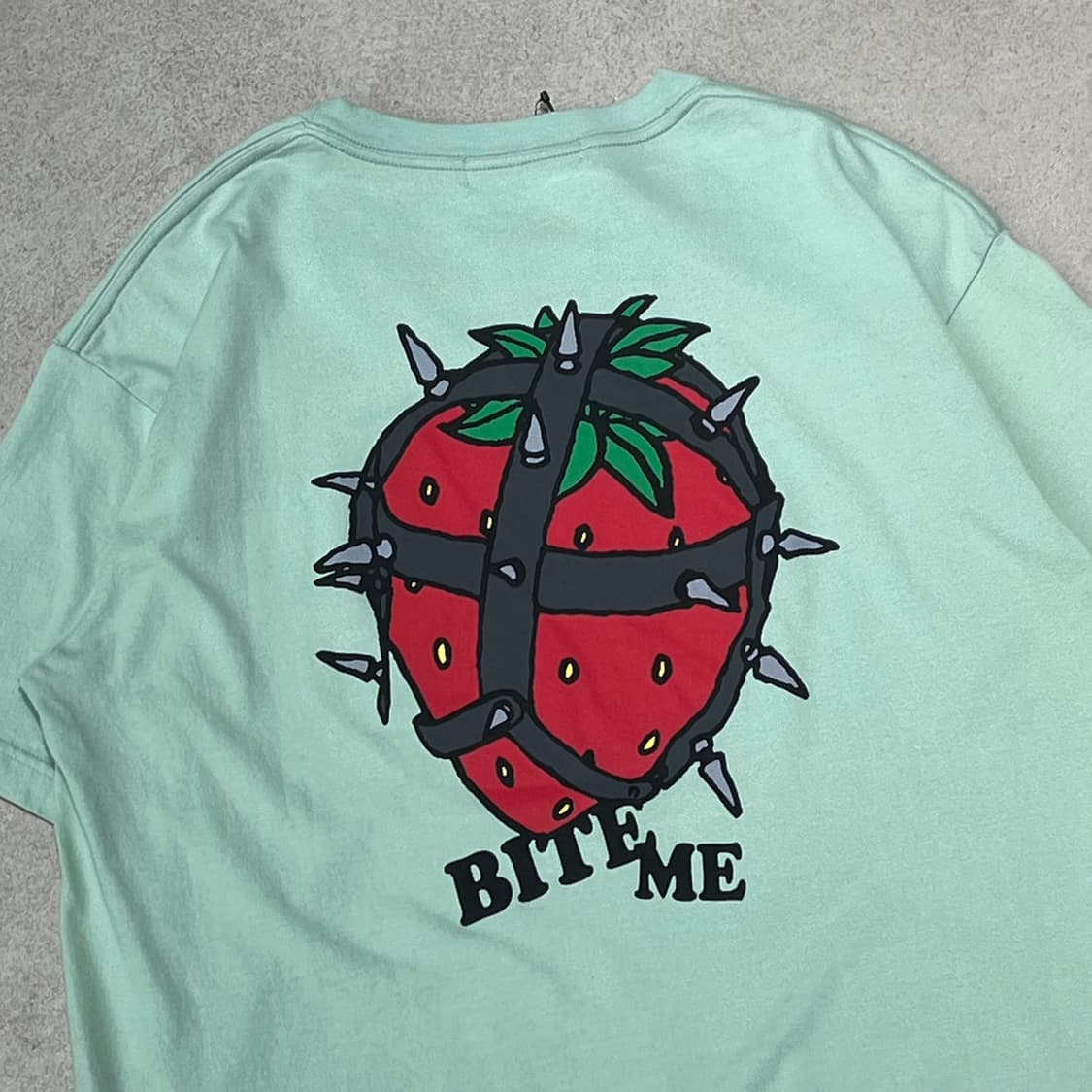 언더커버 스트로베리 프린팅반팔티 s10652 상품이미지4