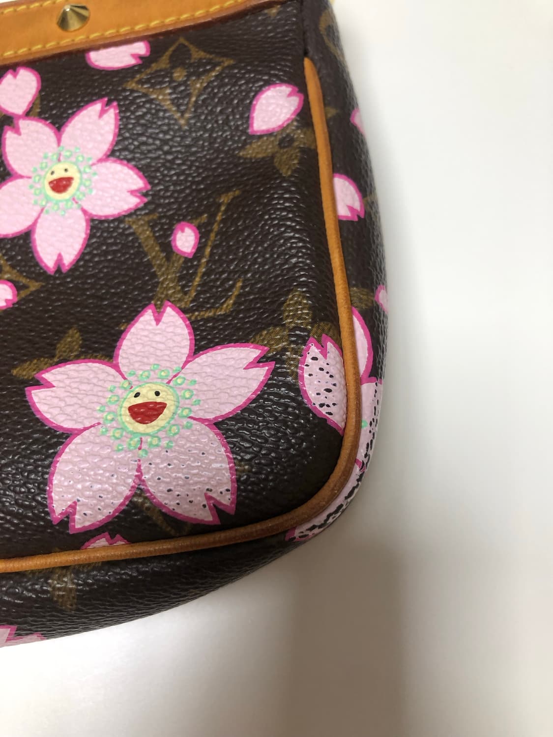 루이비통 모노그램 체리블라썸 미니백 상품이미지4