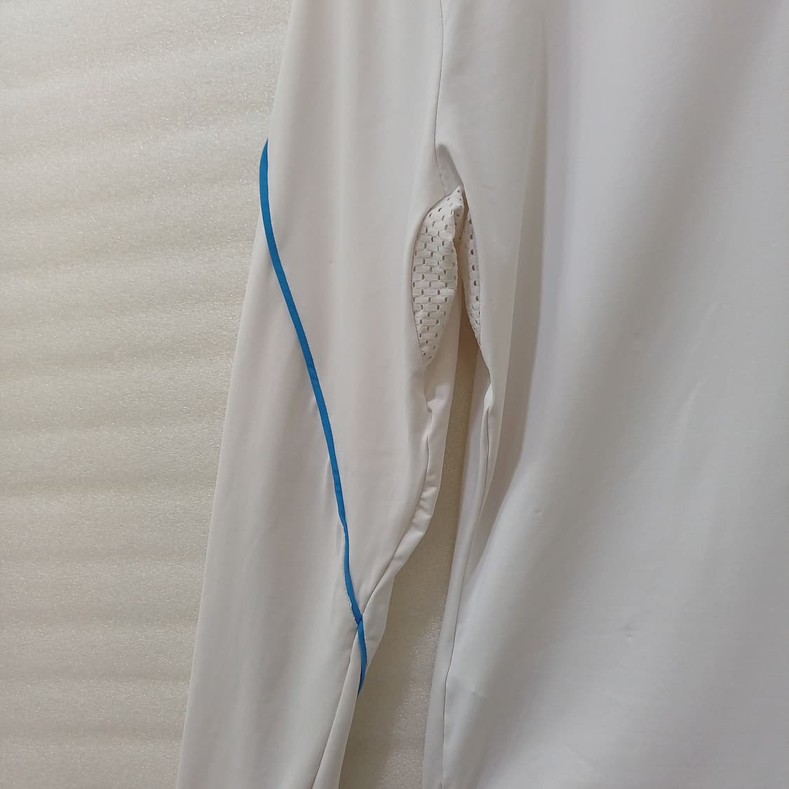 지포어 골프 썬 쉴드 반집업 긴팔 티 여성 S 여름가능 흰색 사랑봉봉 상품이미지7