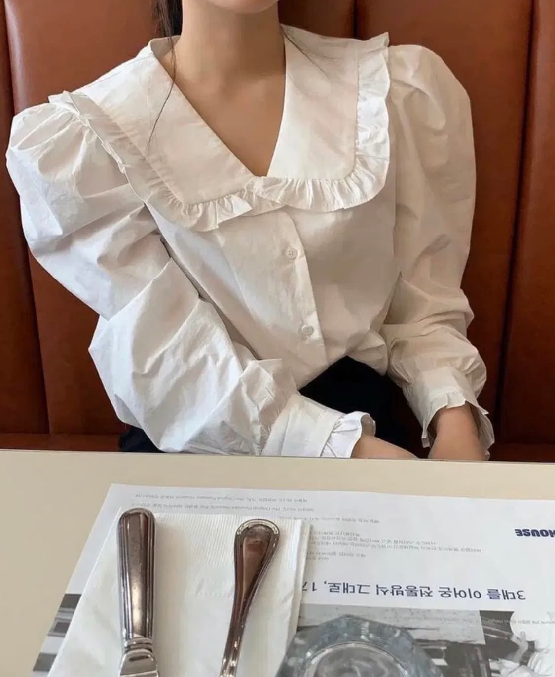위드아웃썸머 프릴카라 블라우스  상품이미지1