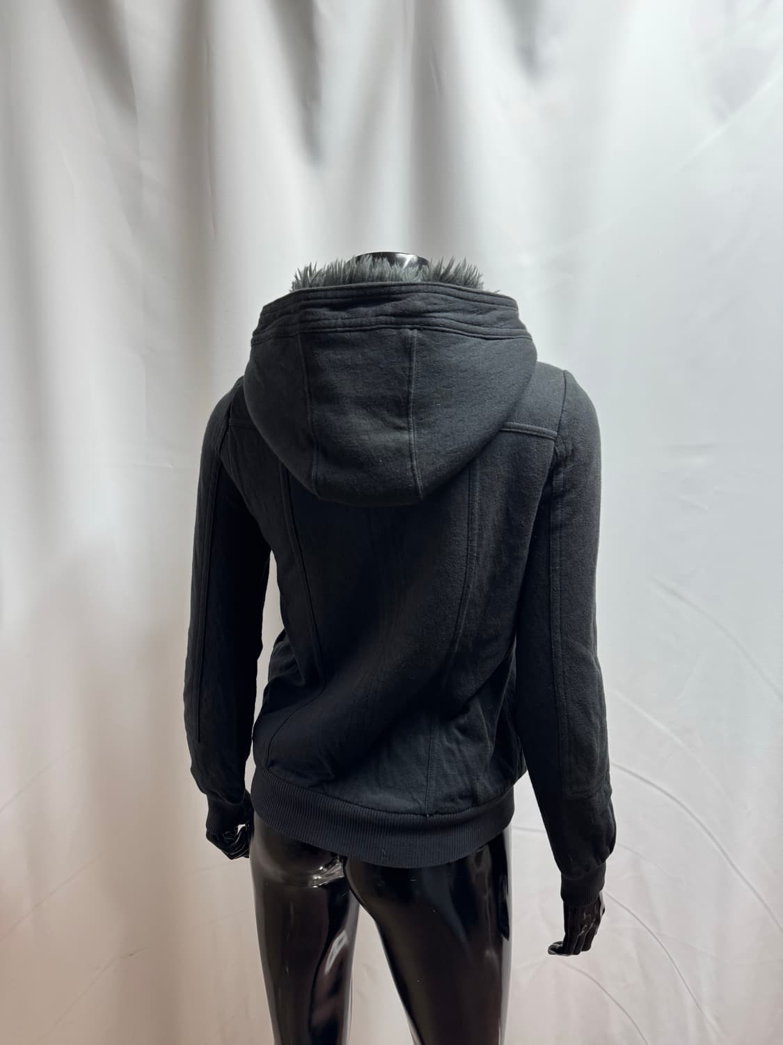 marc by marc jacobs 플러프 후드 집업 상품이미지3