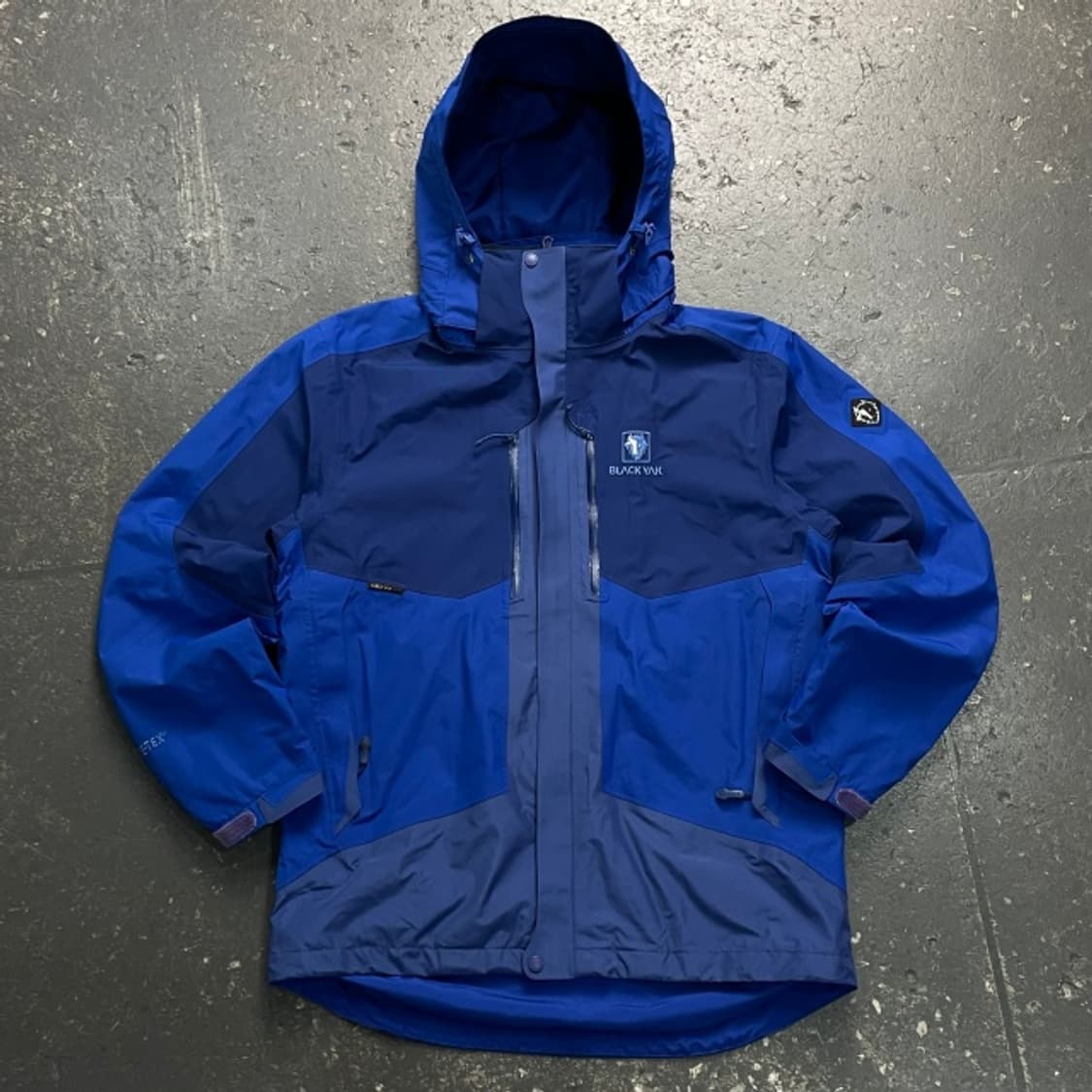 100 블랙야크 바람막이  상품이미지1