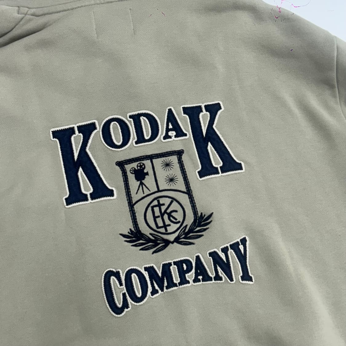Kodak 코닥 자수 백포인트 베이지그레이 후드티  상품이미지7