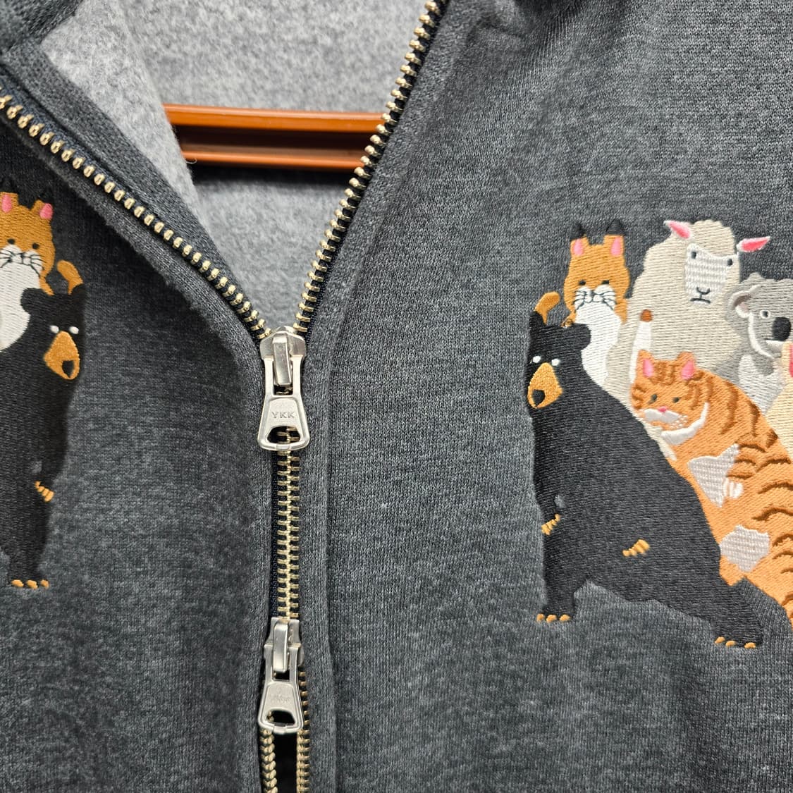 graniph 애니멀 자수 후드집업 상품이미지5