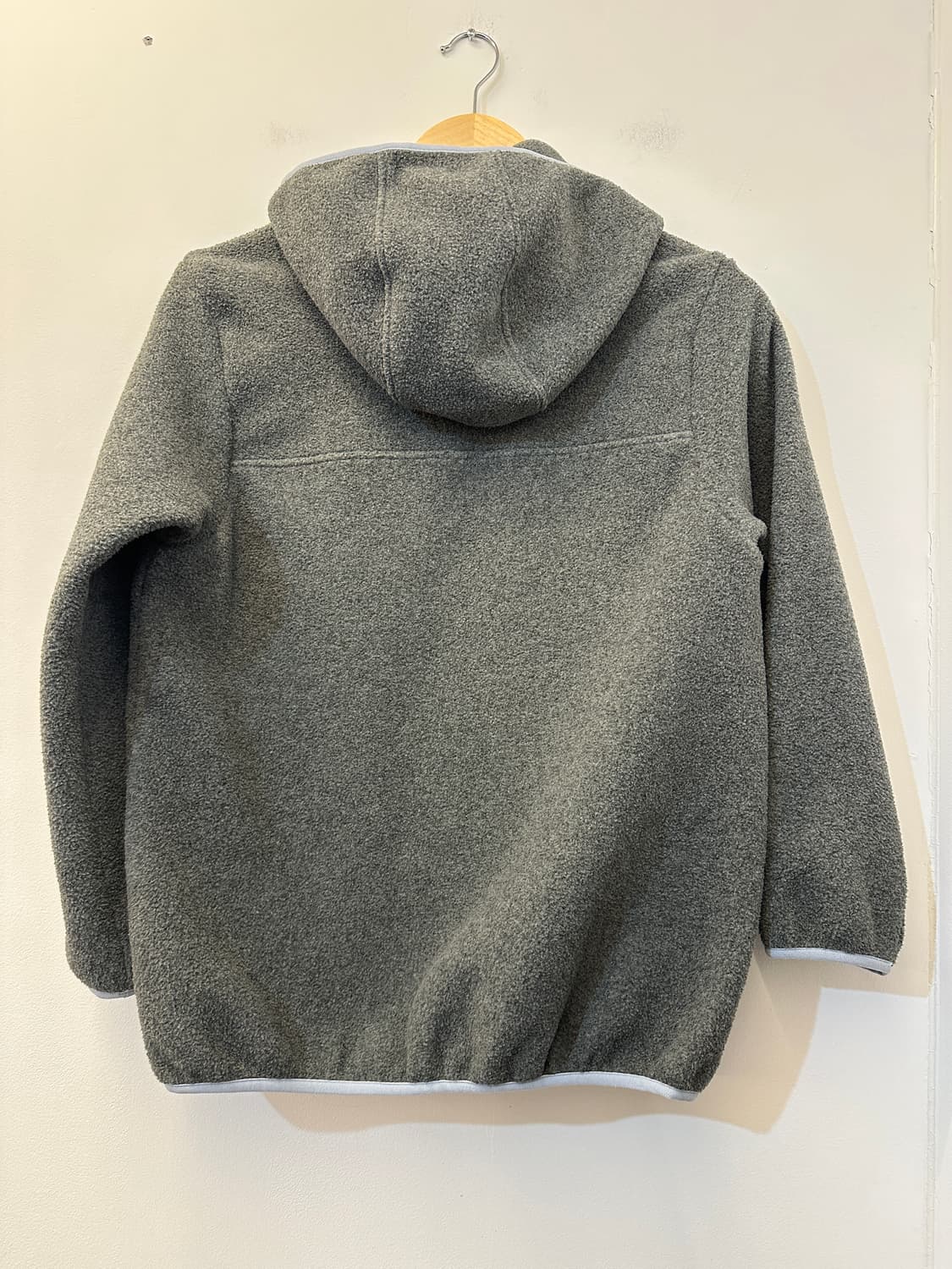 우먼S) 파타고니아 신칠라 그레이 후드 집업 상품이미지2