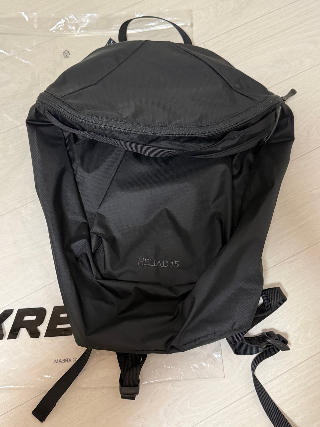 아크테릭스 헬리아드 15 백팩 블랙 상품이미지3