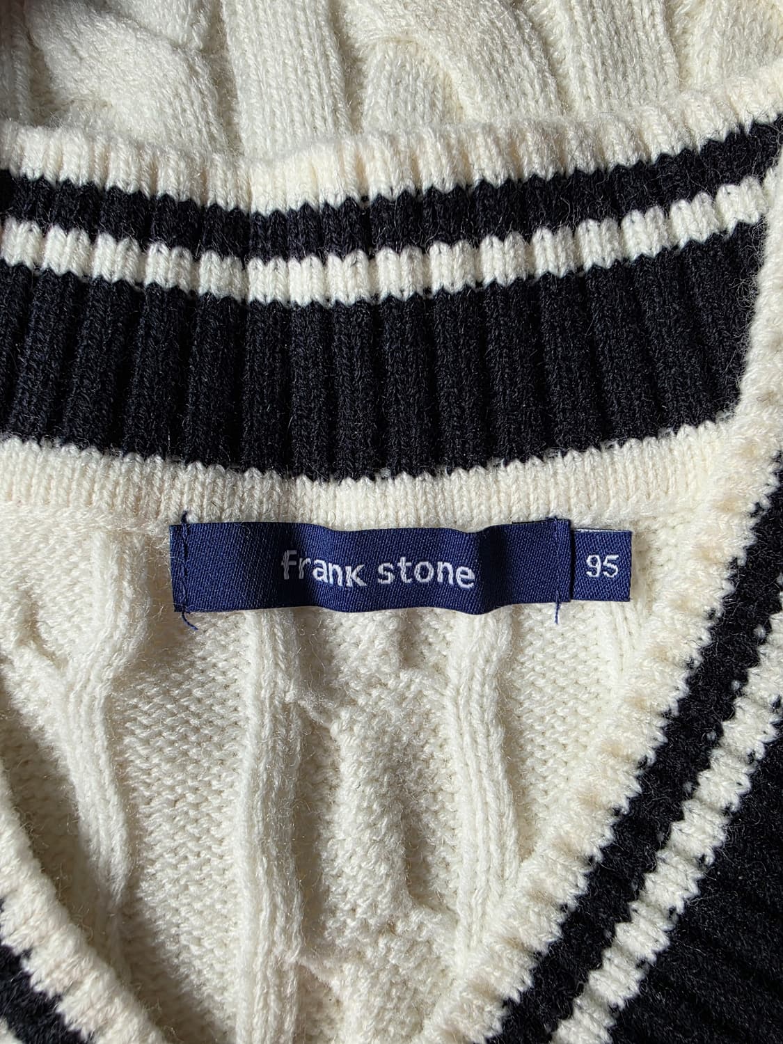 클라이드앤 프랭크스톤 아이보리 꽈배기 니트 조끼 95 상품이미지3