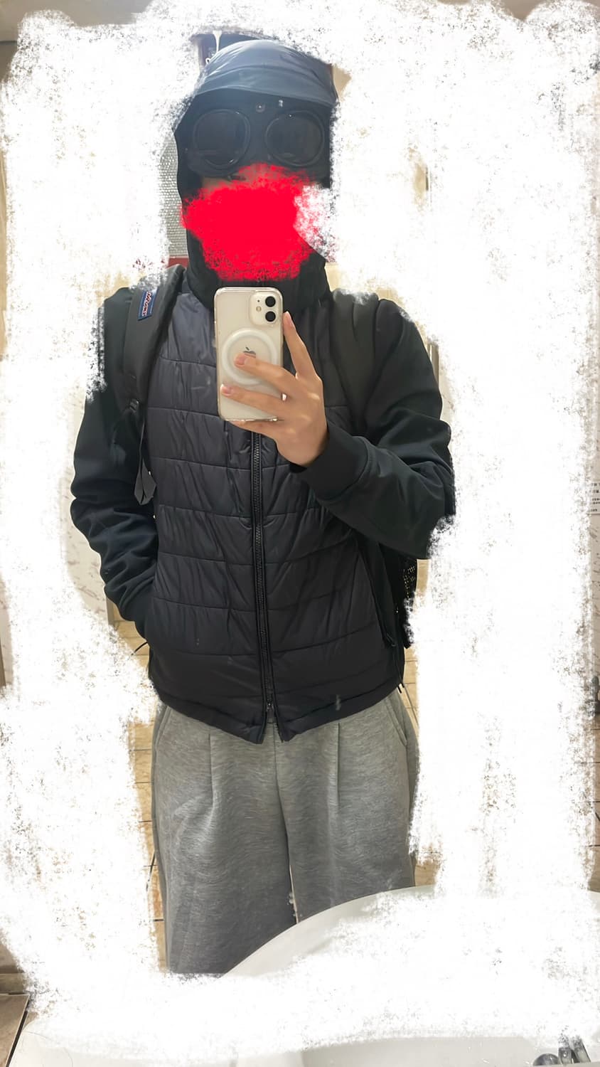 Cp컴퍼니 경량패딩  팝니다 (급처) 상품이미지6
