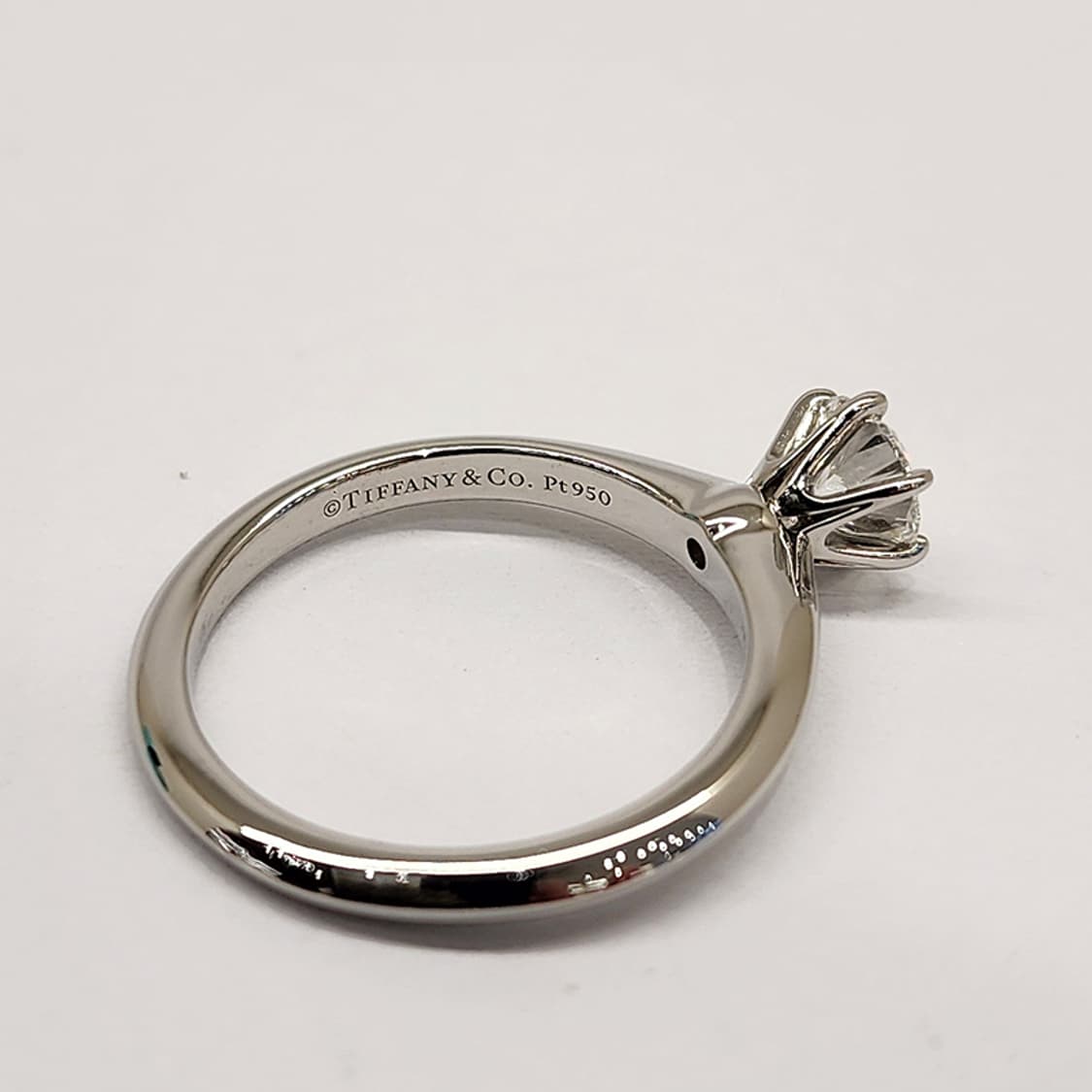 티파니 플래티늄 솔리테어 다이아 웨딩링 0.55ct 9호 상품이미지4