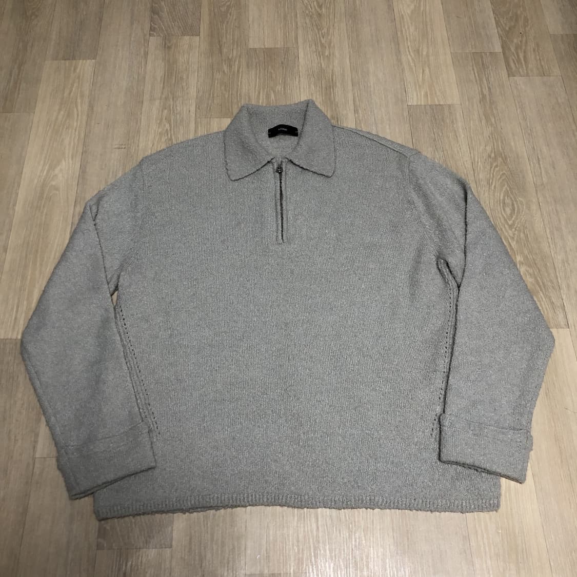 (110) 일꼬르소 IL CORSO 라이트그레이 오버핏 하프 집업 니트 상품이미지1