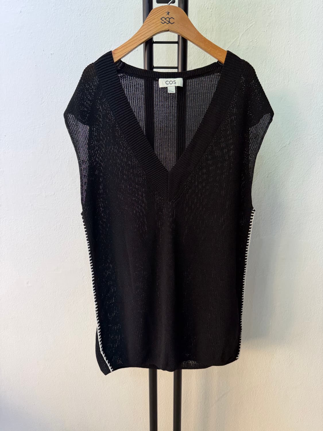 정품) COS 코스 블랙 루즈핏 브이넥 니트 조끼 S 상품이미지1