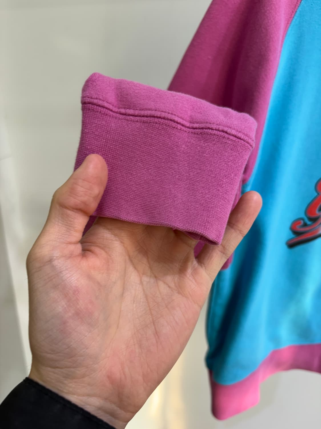 FIND FAVOR 맨투맨 상품이미지4