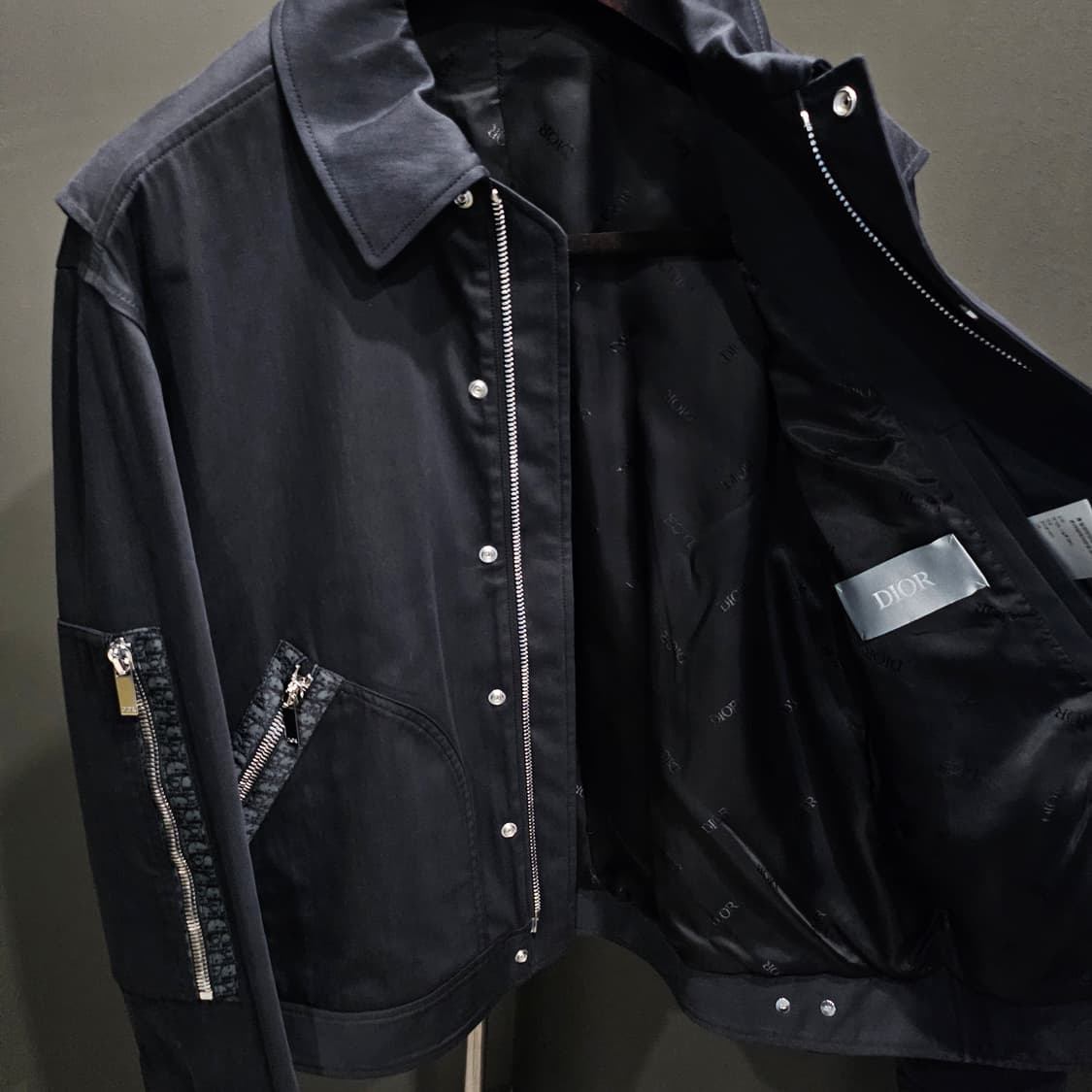 디올 오블리크 트리밍 테크니컬 자켓 상품이미지5